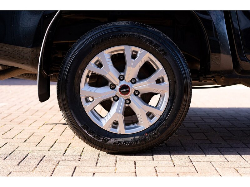 Used Isuzu D-Max 2023 for sale - 76825779: Photo 19