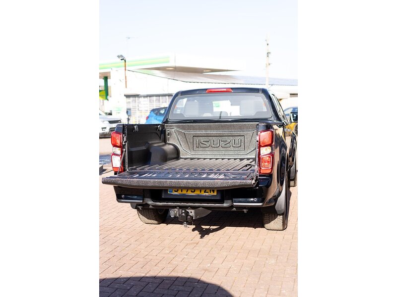 Used Isuzu D-Max 2023 for sale - 76825779: Photo 24