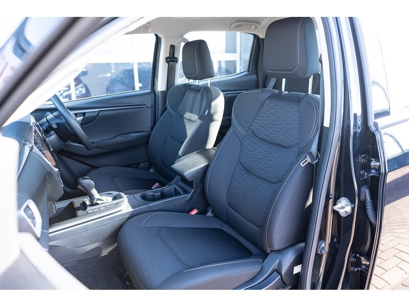 Used Isuzu D-Max 2023 for sale - 76825779: Photo 29