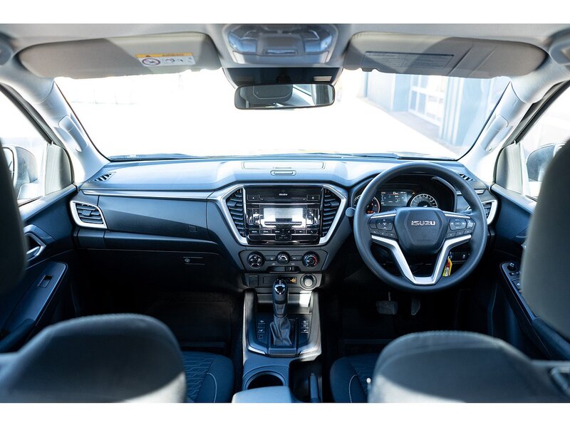 Used Isuzu D-Max 2023 for sale - 76825779: Photo 3