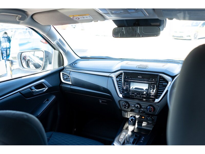 Used Isuzu D-Max 2023 for sale - 76825779: Photo 30