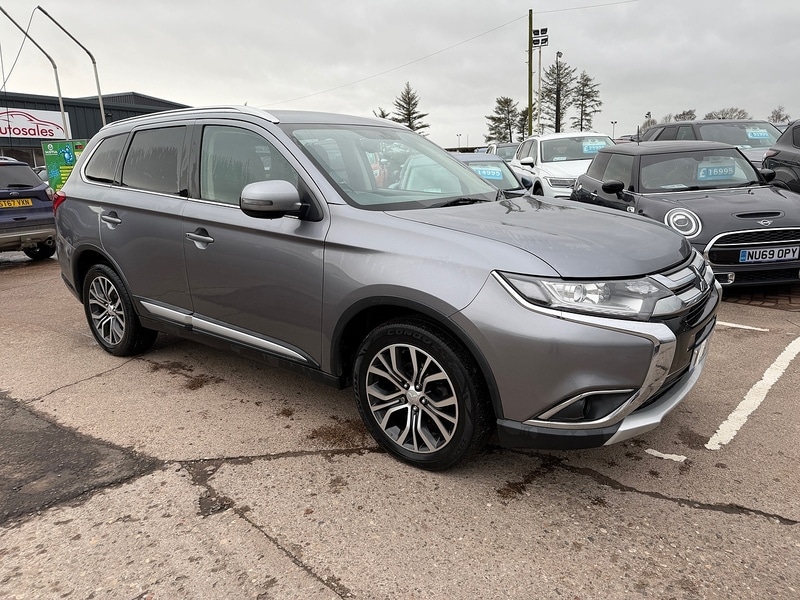 Used Mitsubishi Outlander 2018 for sale - 76906048: Photo 1