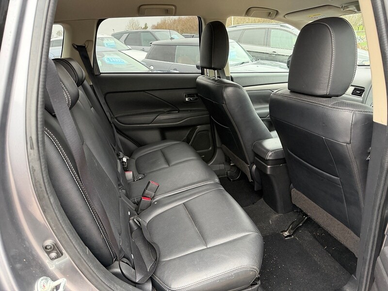 Used Mitsubishi Outlander 2018 for sale - 76906048: Photo 14