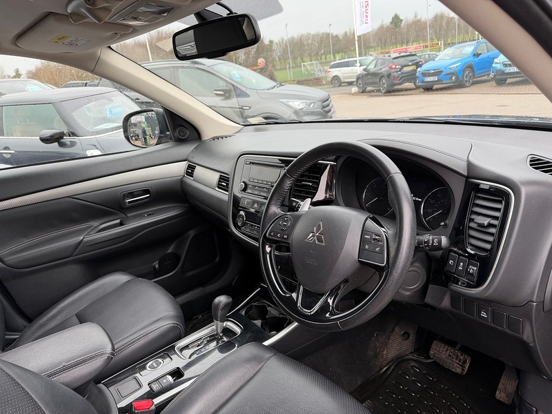 Used Mitsubishi Outlander 2018 for sale - 76906048: Photo 3
