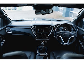 Used Isuzu D-Max 2023 for sale - 76884468: Photo