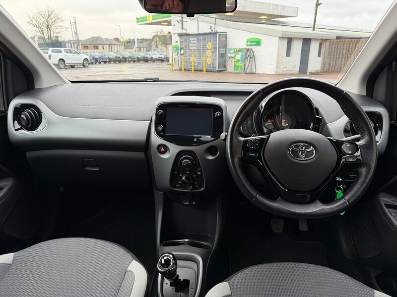 Used Toyota AYGO 2021 for sale - 76910711: Photo 28
