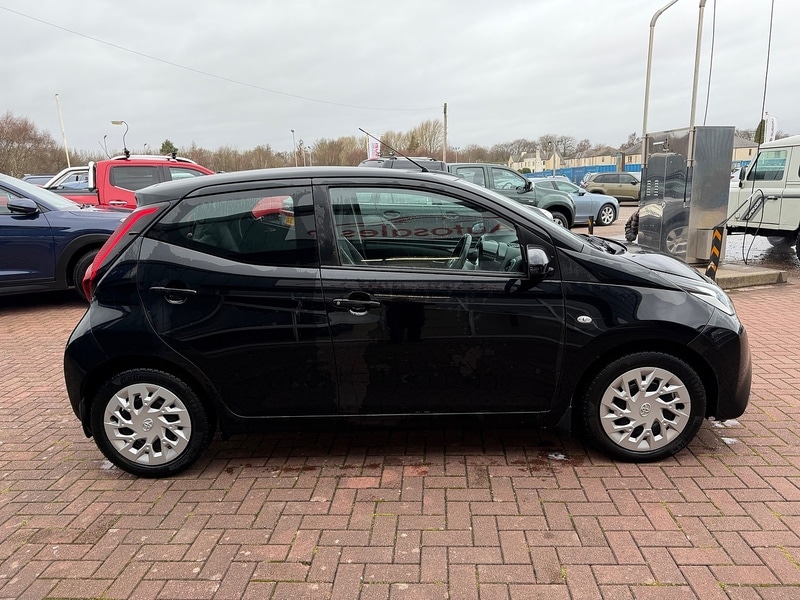 Used Toyota AYGO 2021 for sale - 76910711: Photo 4