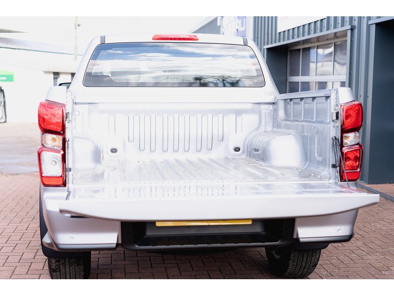 Used Isuzu D-Max 2025 for sale - 77080639: Photo 23