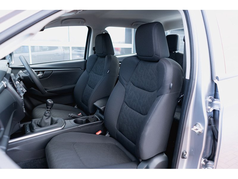 Used Isuzu D-Max 2025 for sale - 77080639: Photo 28