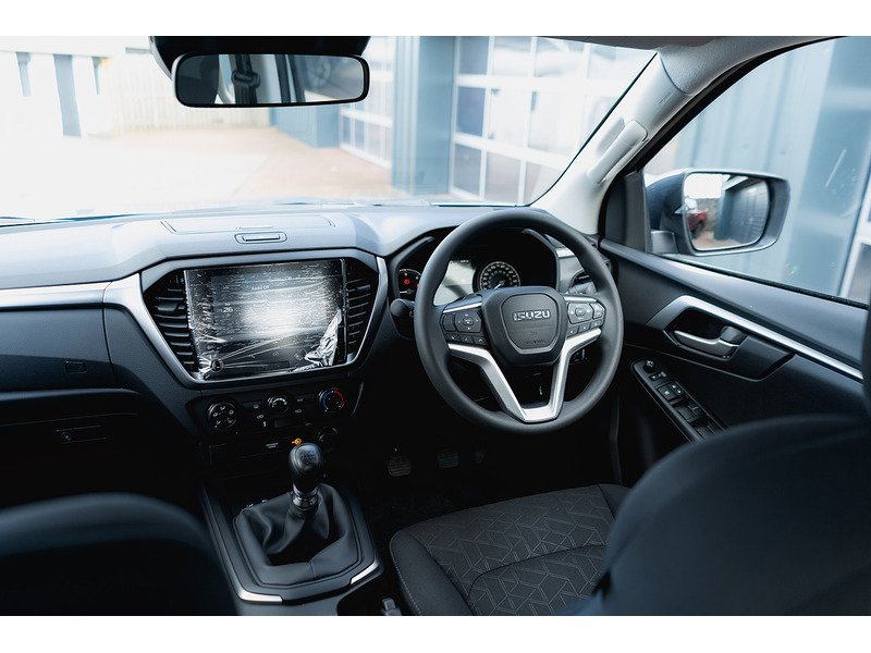 Used Isuzu D-Max 2025 for sale - 77080639: Photo 30