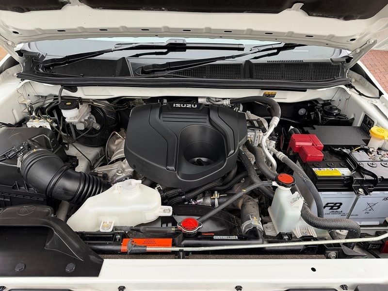 Used Isuzu D-Max 2023 for sale - 76969756: Photo 38