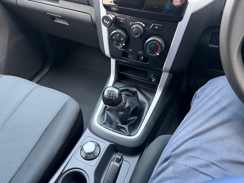 Used Isuzu D-Max 2016 for sale - 76884432: Photo 34