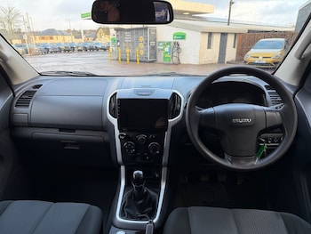 Used Isuzu D-Max 2016 for sale - 76884432: Photo