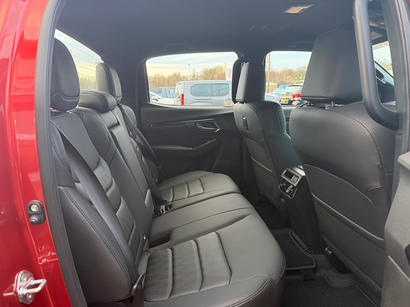 Used Isuzu D-Max 2025 for sale - 77072858: Photo 13