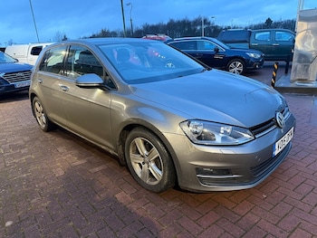 Used Volkswagen Golf 2015 for sale - 76825782: Photo