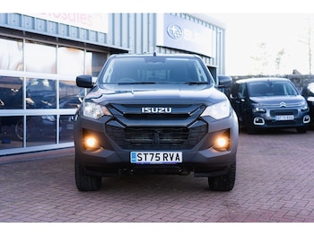 Used Isuzu D-Max 2025 for sale - 76884483: Photo