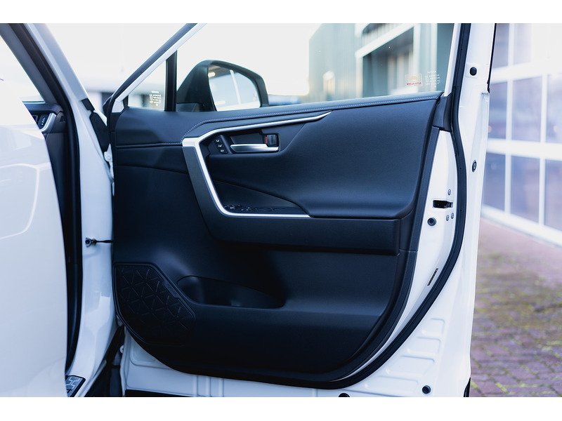 Used Toyota RAV4 2020 for sale - 76884439: Photo 17