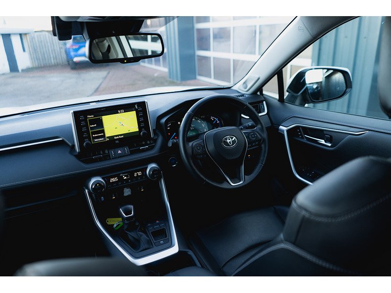 Used Toyota RAV4 2020 for sale - 76884439: Photo 31