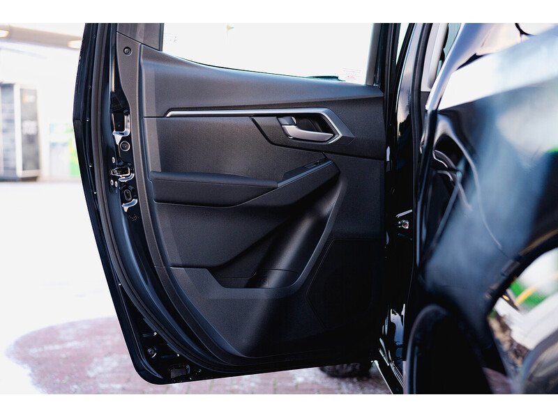 Used Isuzu D-Max 2025 for sale - 77080640: Photo 24