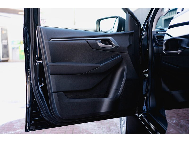 Used Isuzu D-Max 2025 for sale - 77080640: Photo 25