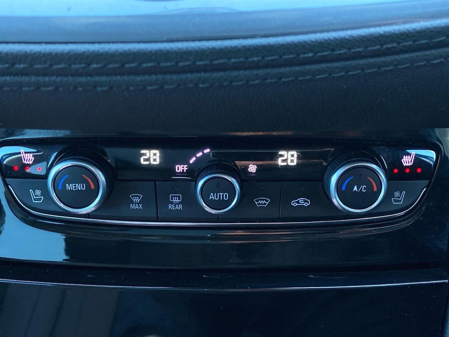 Used Vauxhall Grandland X 2018 for sale - 76392492: Photo 12