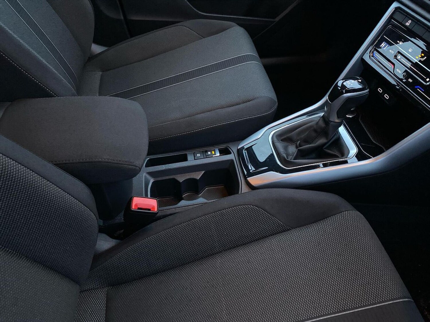 Used Volkswagen T-Roc 2022 for sale - 77489085: Photo 13