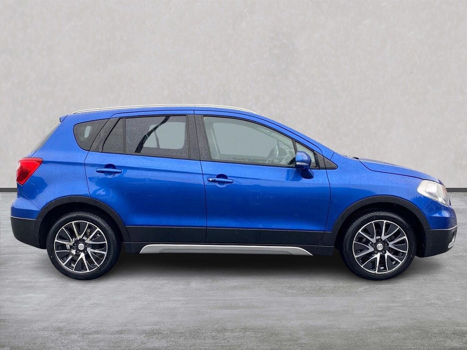 Used Suzuki SX4 S-Cross 2015 for sale - 76134292: Photo 3