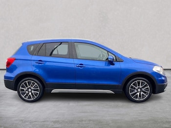 Used Suzuki SX4 S-Cross 2015 for sale - 76134292: Photo