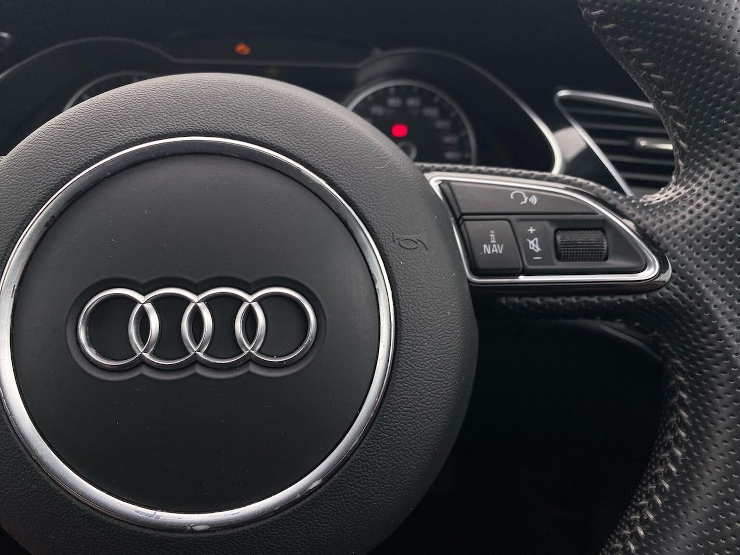 Used Audi A4 2015 for sale - 78064469: Photo 26