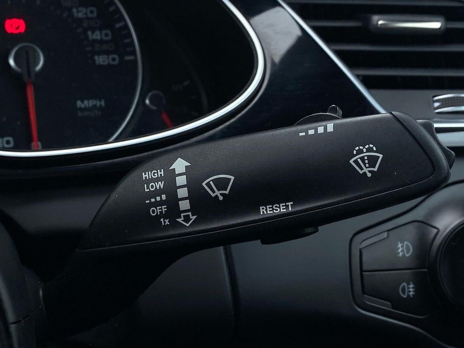 Used Audi A4 2015 for sale - 78064469: Photo 28