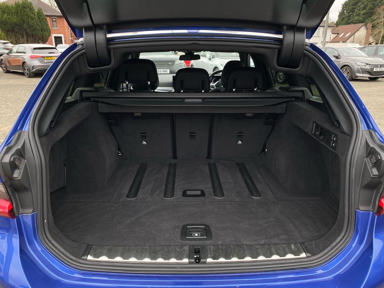 Used BMW 3 Series 2024 for sale - 78192698: Photo 19