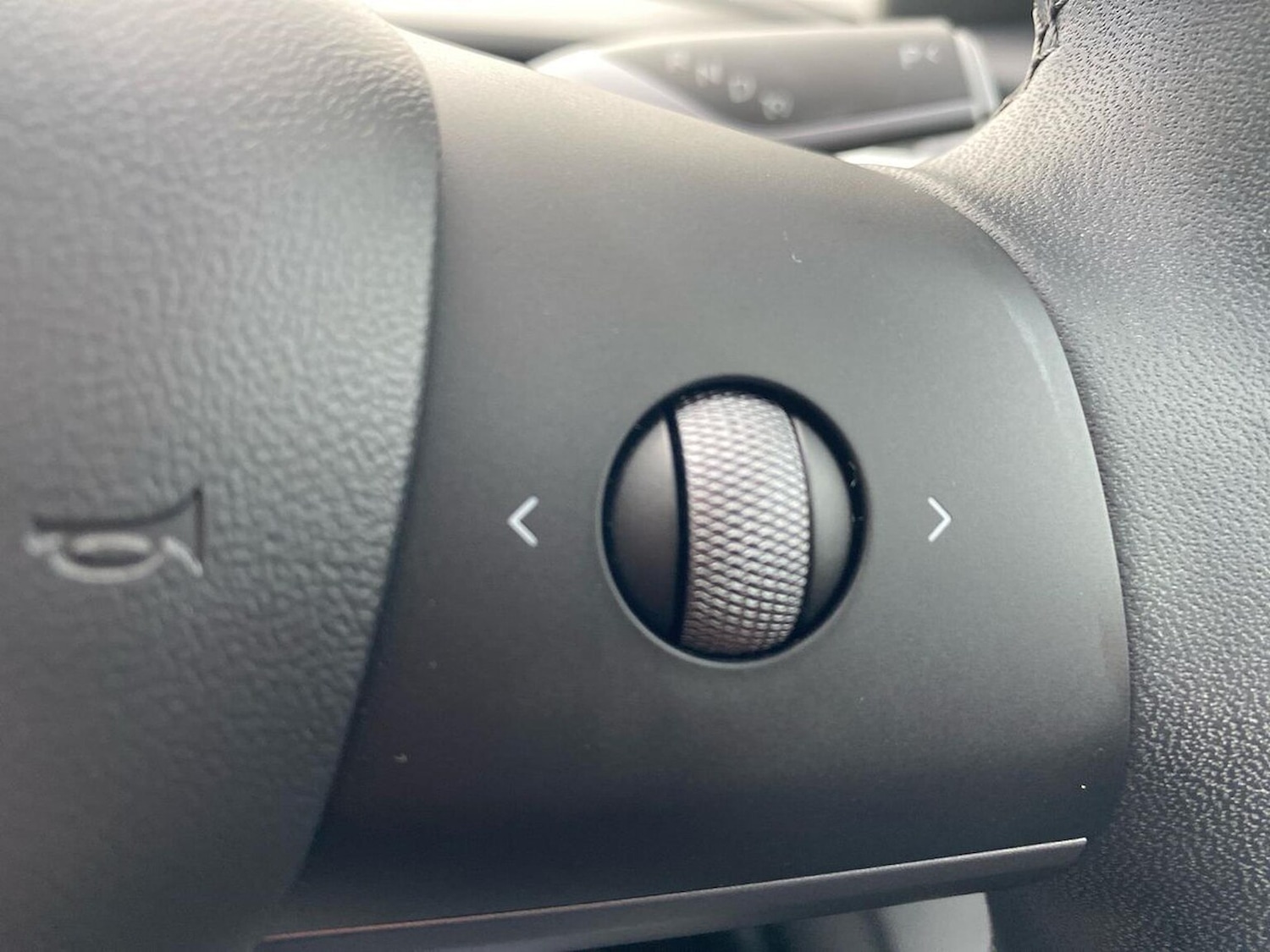 Used Tesla Model 3 2022 for sale - 76396859: Photo 26