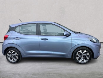 Used Hyundai i10 2023 for sale - 79531549: Photo