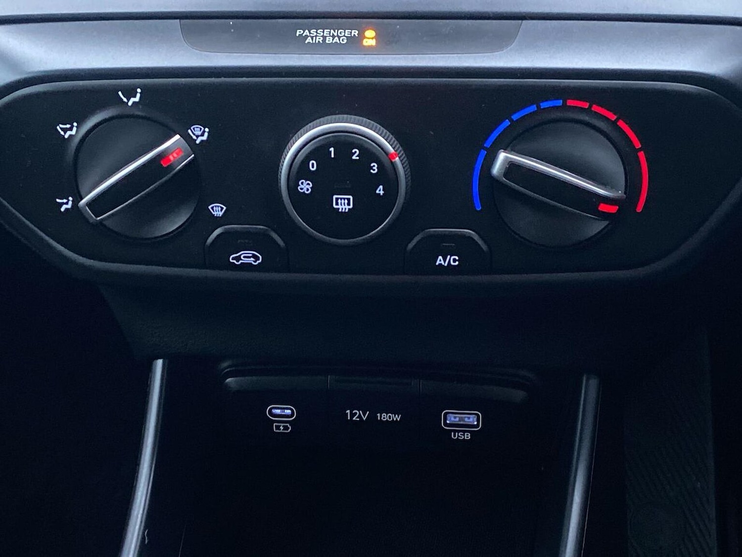 Used Hyundai i20 2024 for sale - 77901627: Photo 12