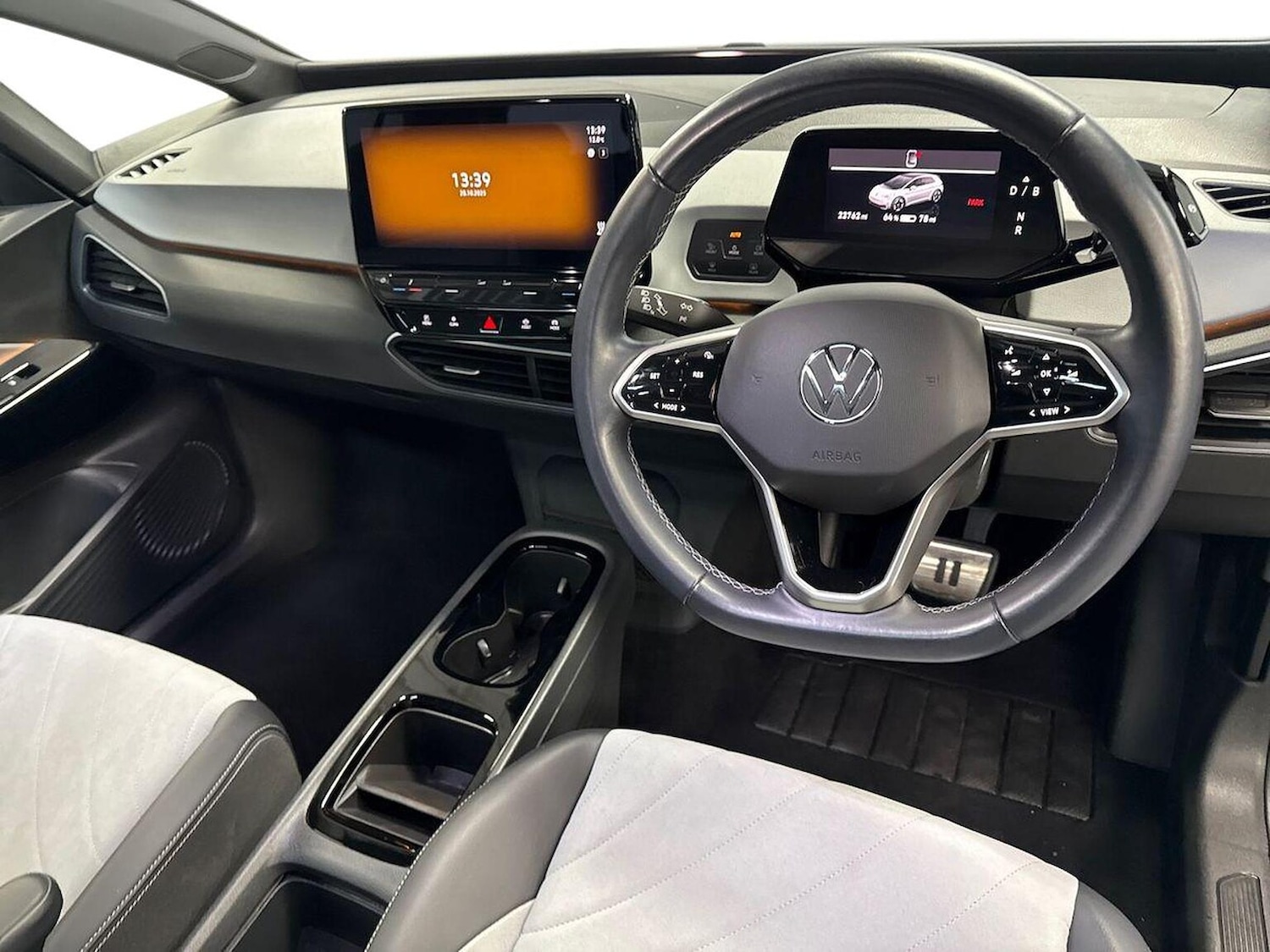 Used Volkswagen ID.3 2023 for sale - 76331113: Photo 15