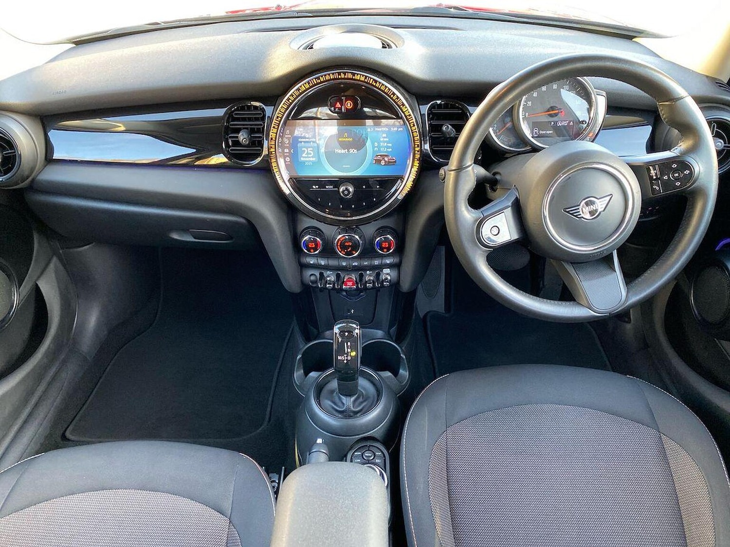 Used MINI Hatch 2022 for sale - 76566576: Photo 8