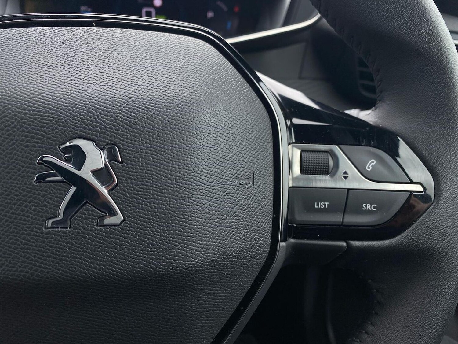 Used Peugeot 2008 2023 for sale - 78211157: Photo 28