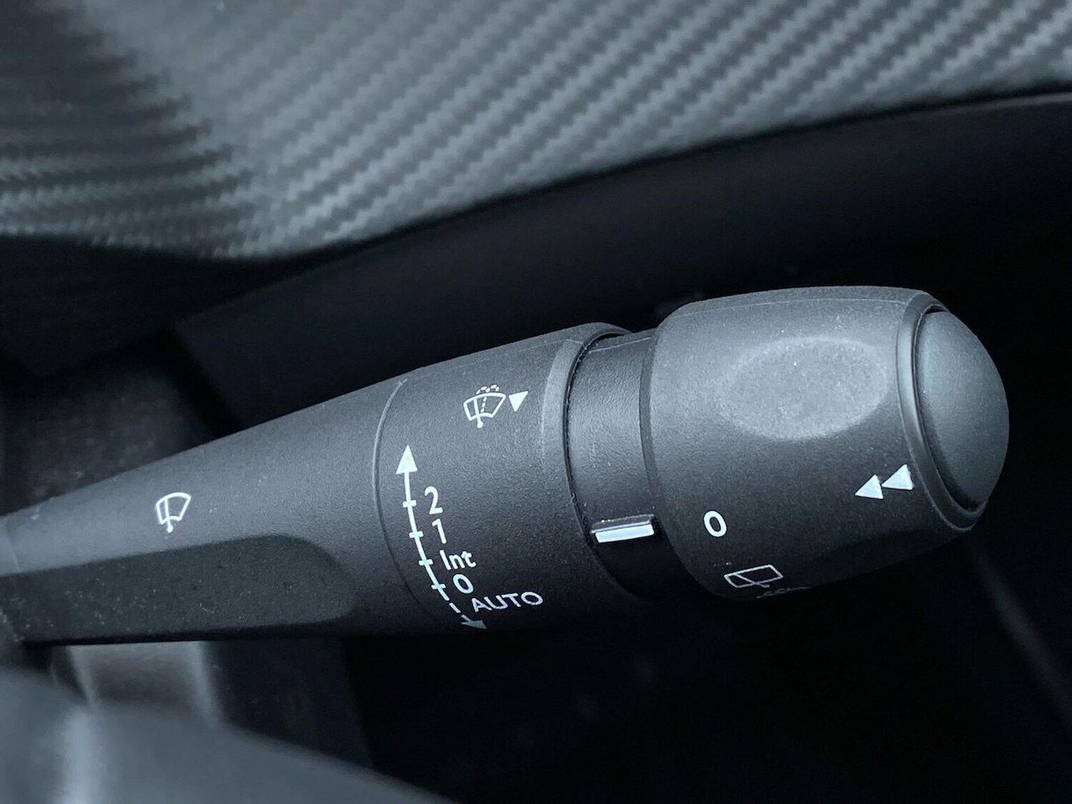 Used Peugeot 2008 2023 for sale - 78211157: Photo 30