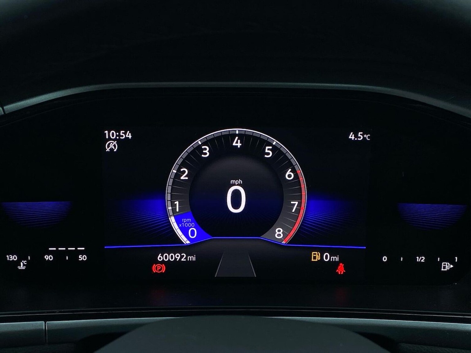 Used Volkswagen T-Roc 2022 for sale - 76807509: Photo 10