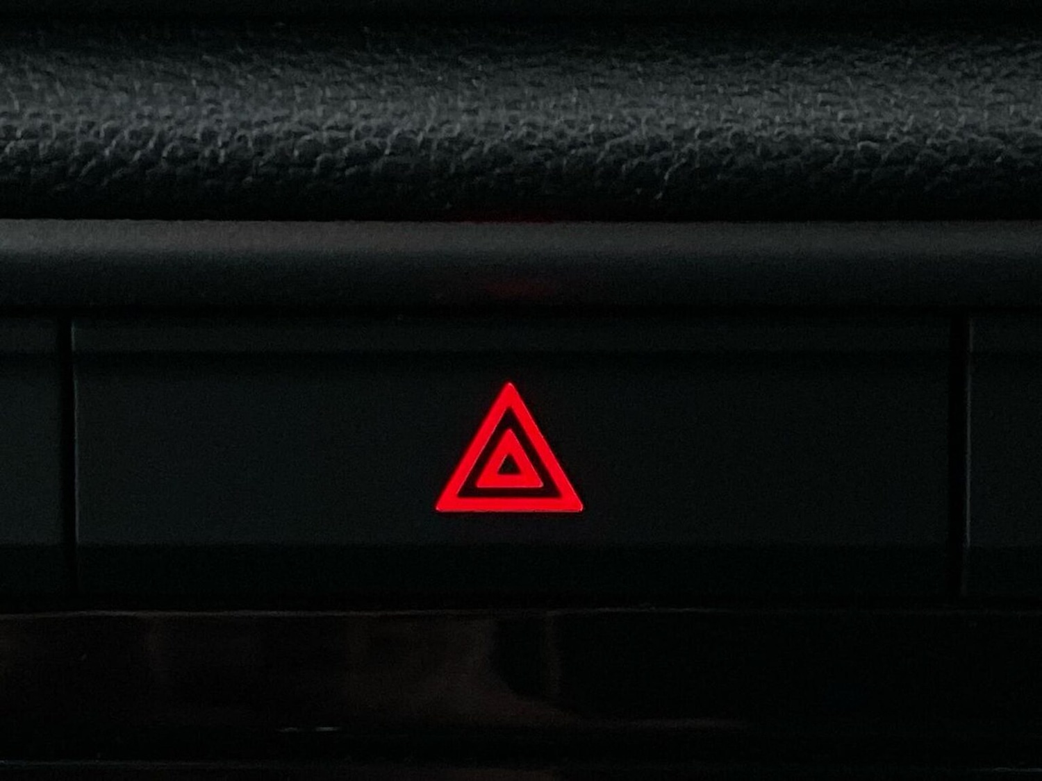 Used Volkswagen T-Roc 2022 for sale - 76807509: Photo 22