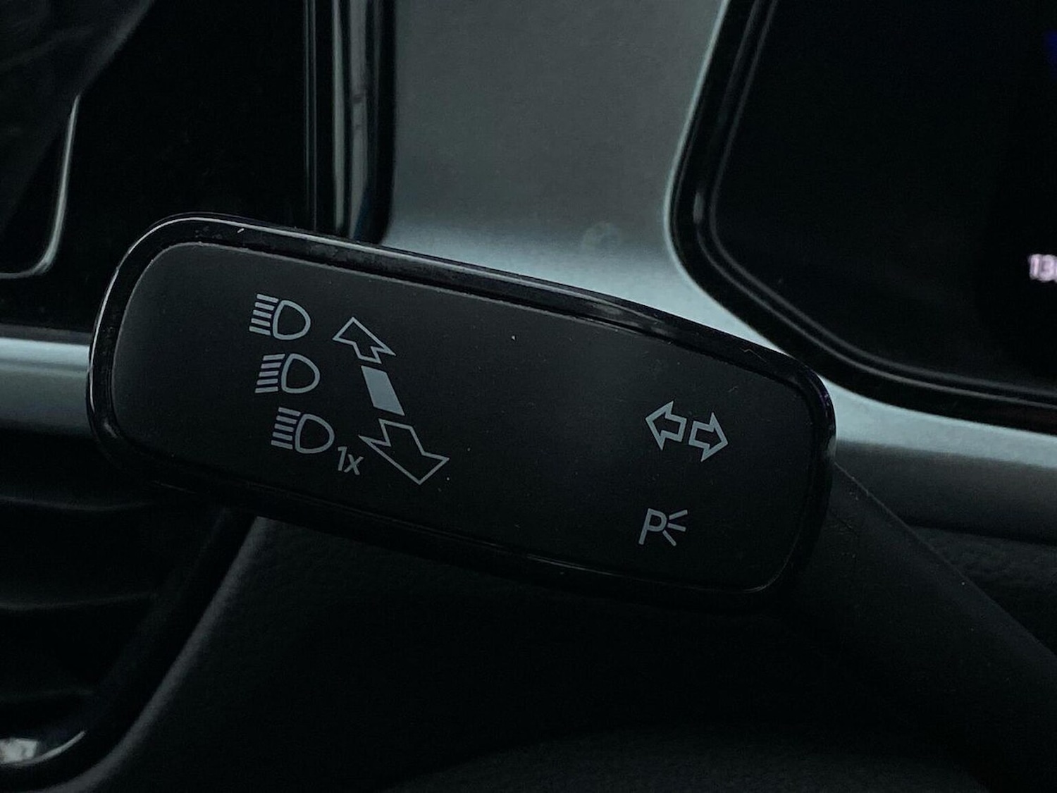 Used Volkswagen T-Roc 2022 for sale - 76807509: Photo 28