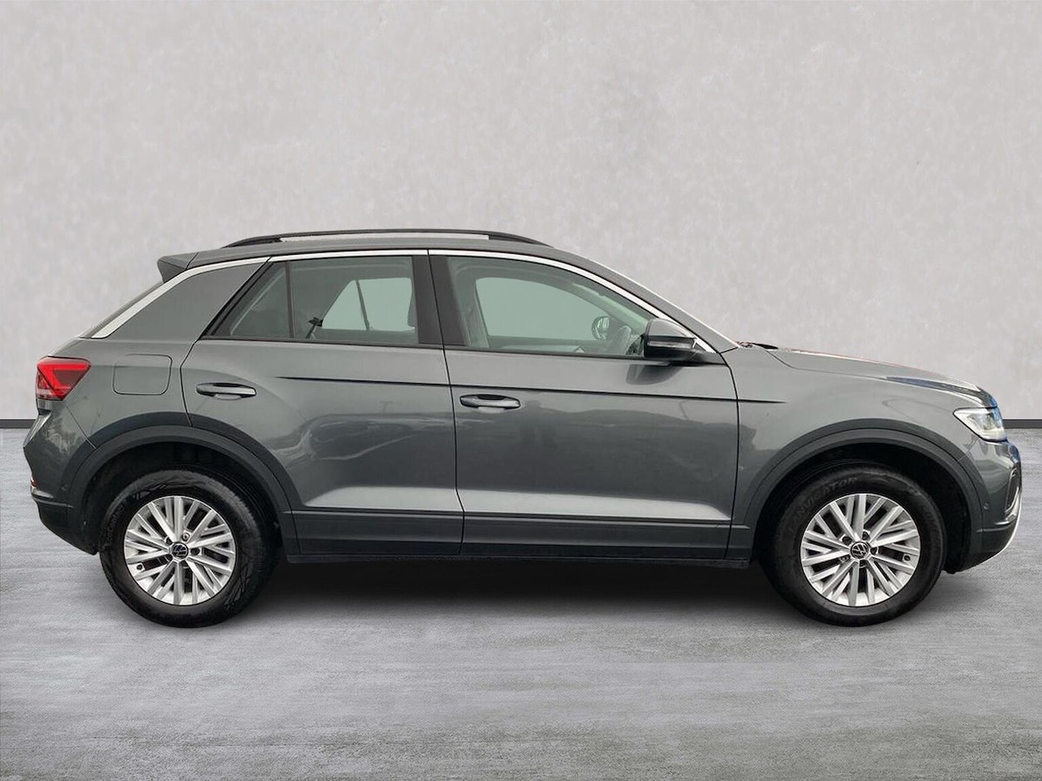 Used Volkswagen T-Roc 2022 for sale - 76807509: Photo 3