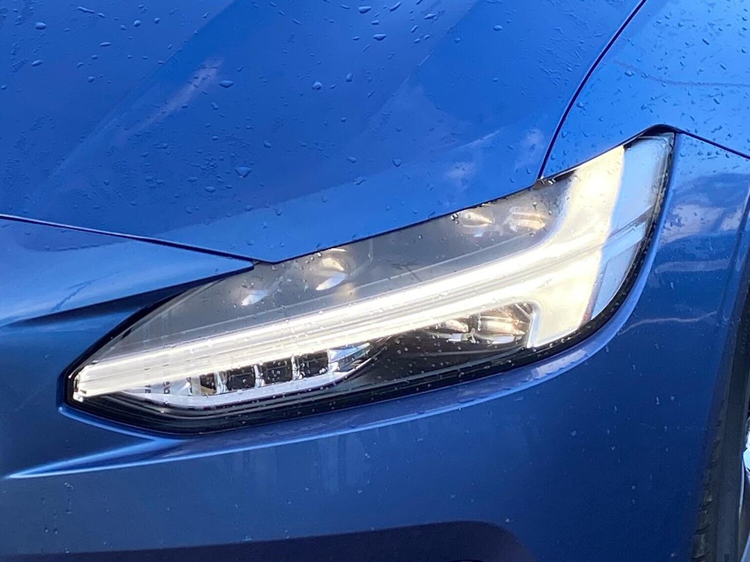 Used Volvo V90 2018 for sale - 76477268: Photo 31