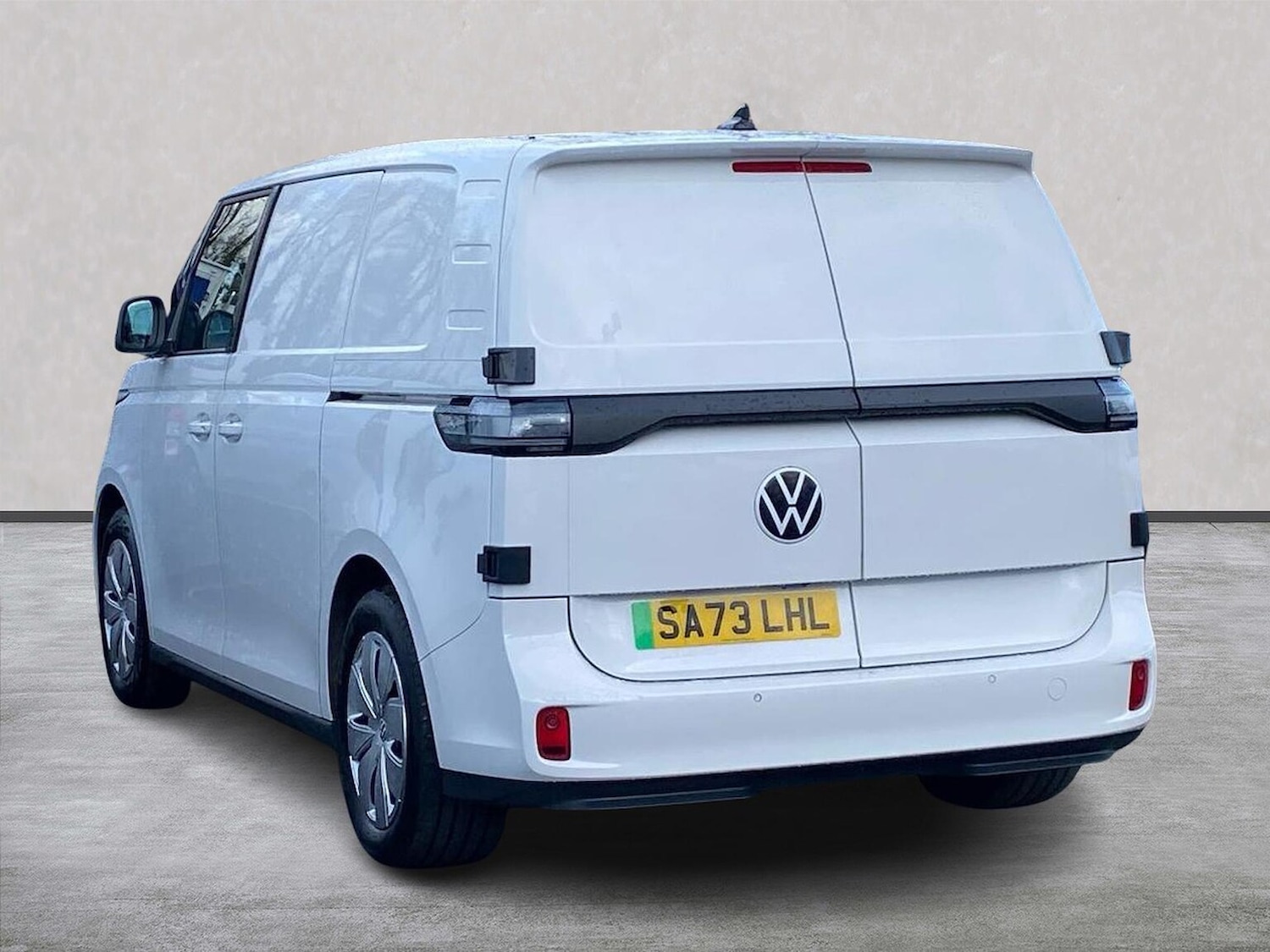 Used Volkswagen ID.Buzz 2023 for sale - 77983988: Photo 2