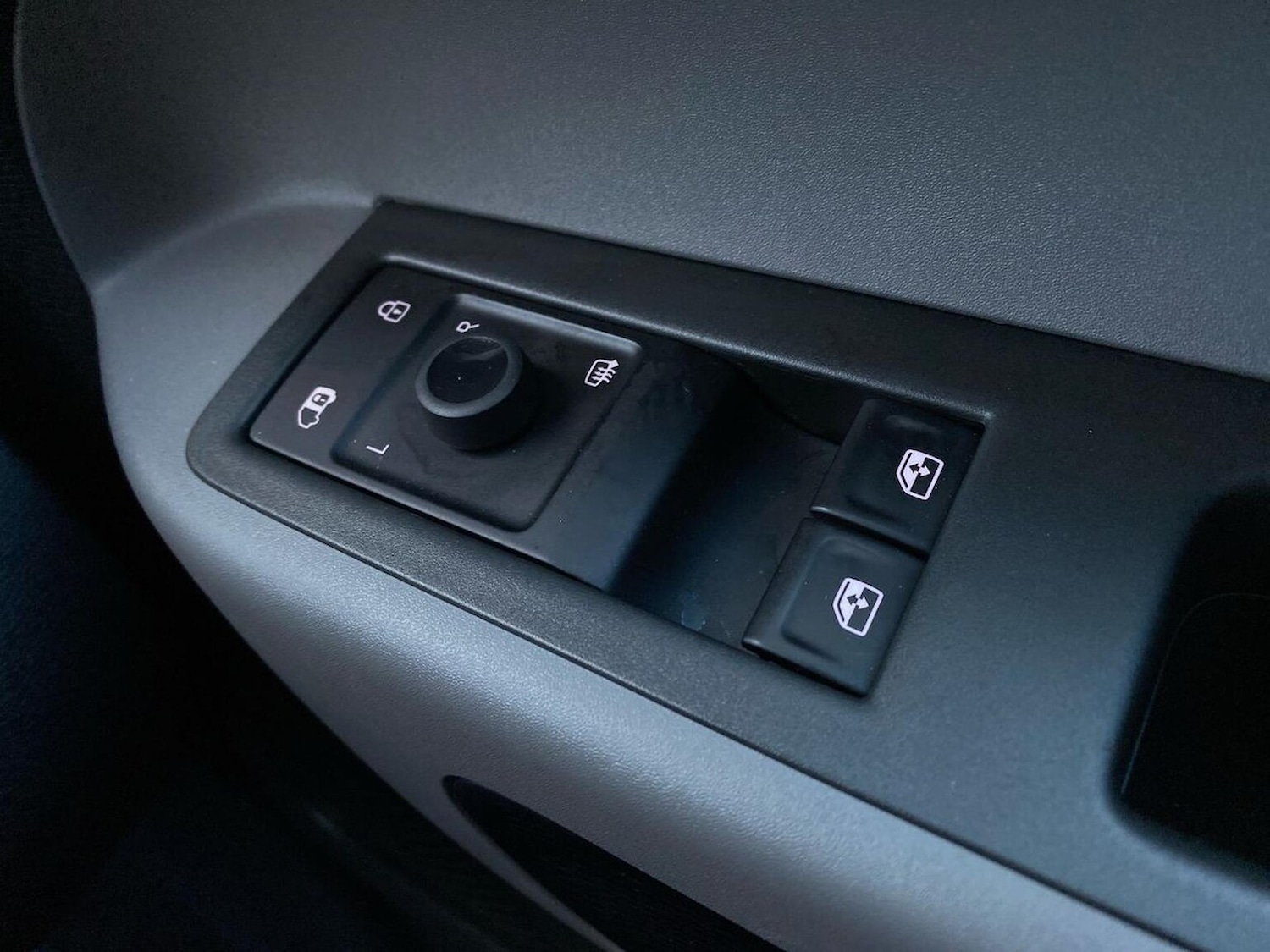 Used Volkswagen ID.Buzz 2023 for sale - 77983988: Photo 21