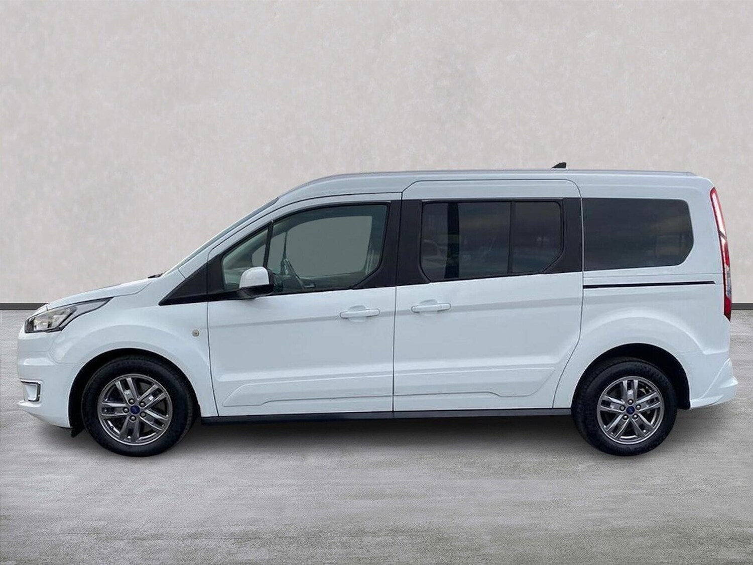 Used Ford Grand Tourneo Connect 2022 for sale - 76577234: Photo 19
