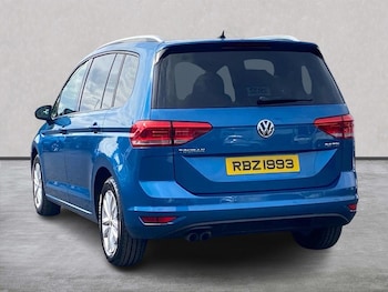 Used Volkswagen Touran 2017 for sale - 79495235: Photo