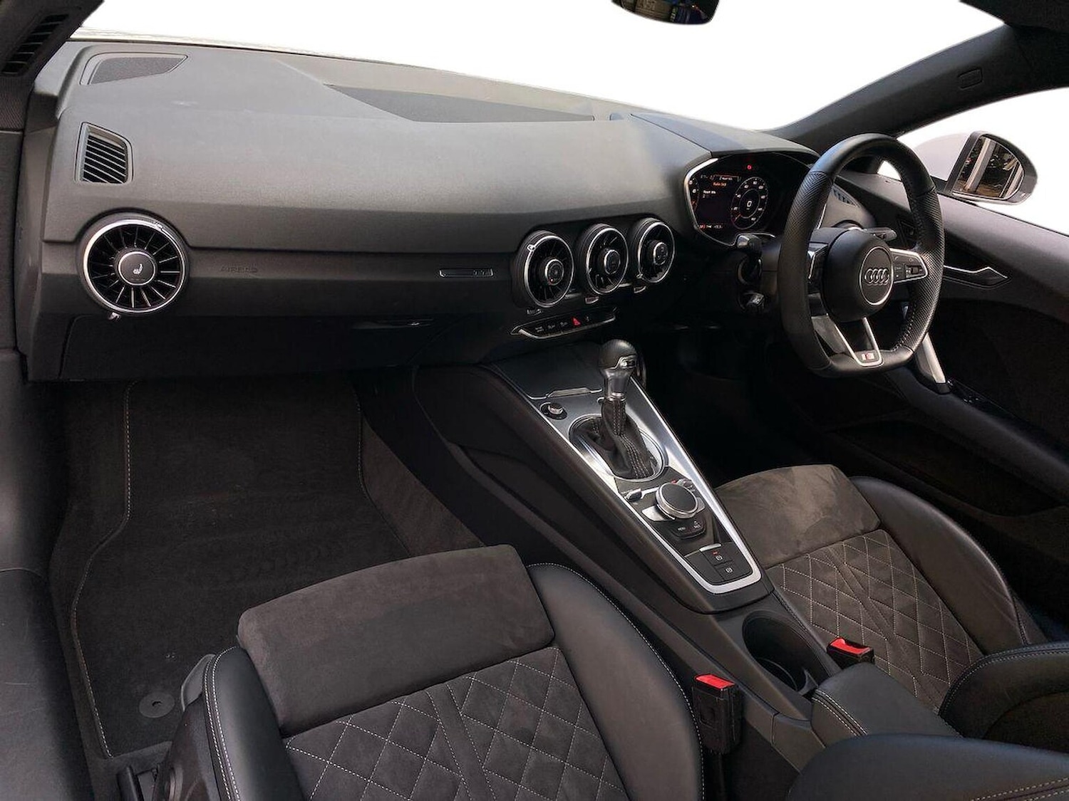 Used Audi TT 2021 for sale - 76331108: Photo 7