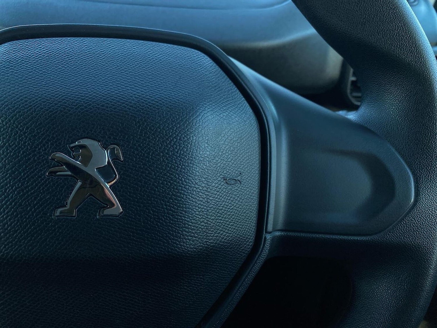 Used Peugeot Partner 2021 for sale - 76305391: Photo 25