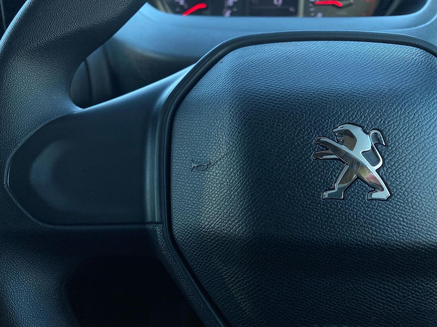Used Peugeot Partner 2021 for sale - 76305391: Photo 26